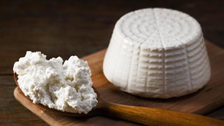 Cheese – Ricotta Basket 2.2kg / Bulk 10kg